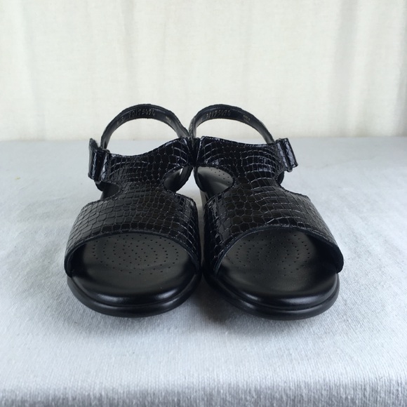SAS WOMENS 9 Slim suntimer Sandals Black EUC - Picture 2 of 8